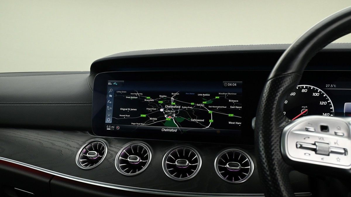 Mercedes-Benz E Class Image 11