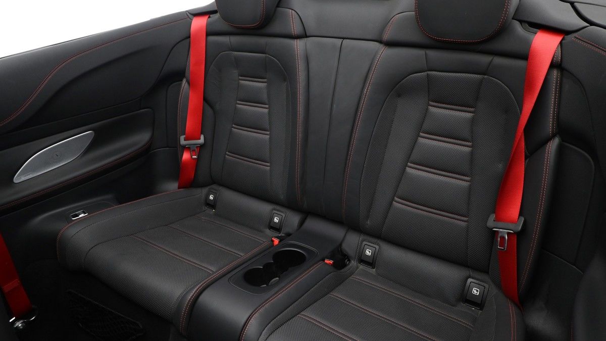 Mercedes-Benz E Class Image 4