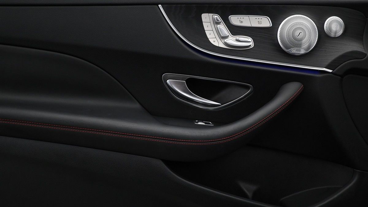 Mercedes-Benz E Class Image 12
