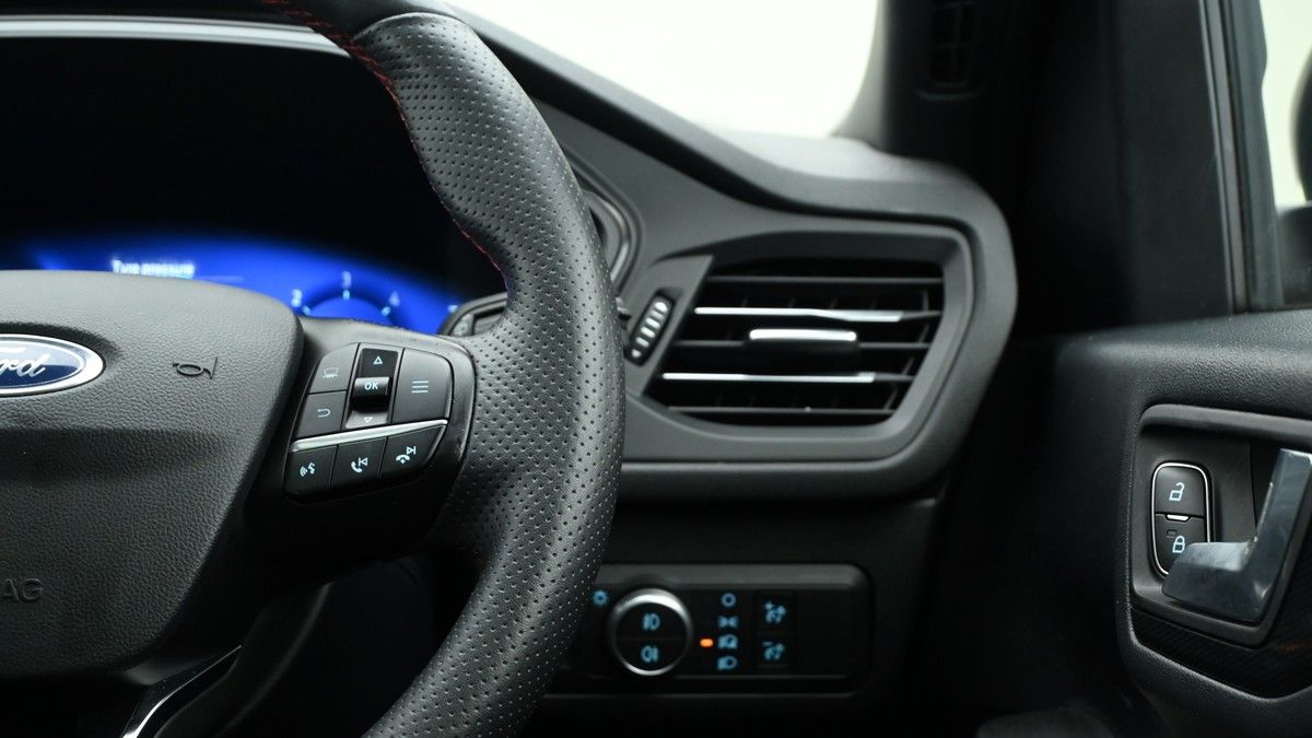 Ford Kuga Image 16