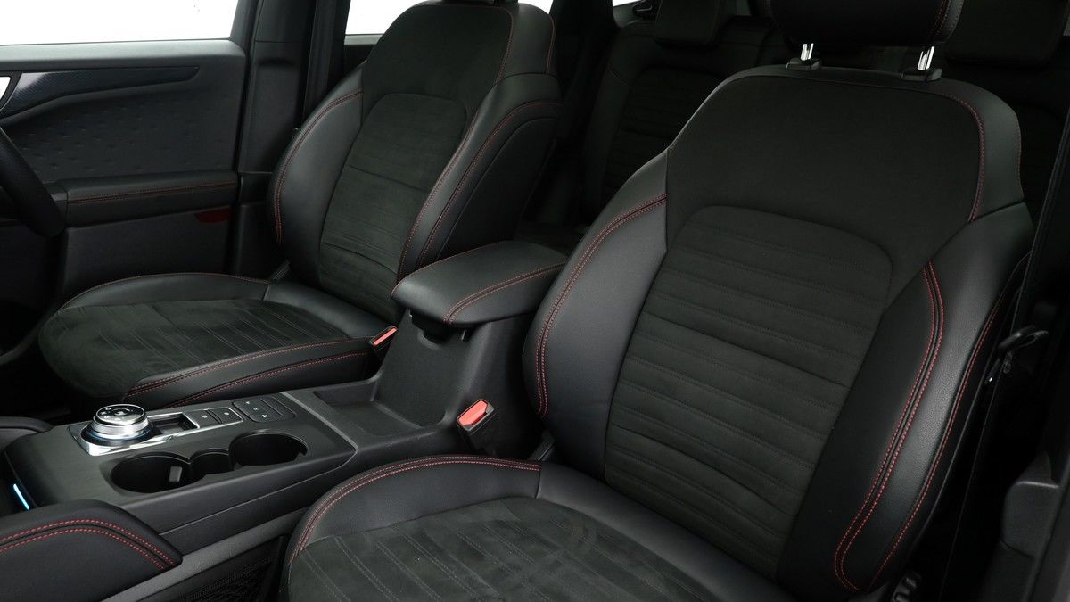 Ford Kuga Image 4