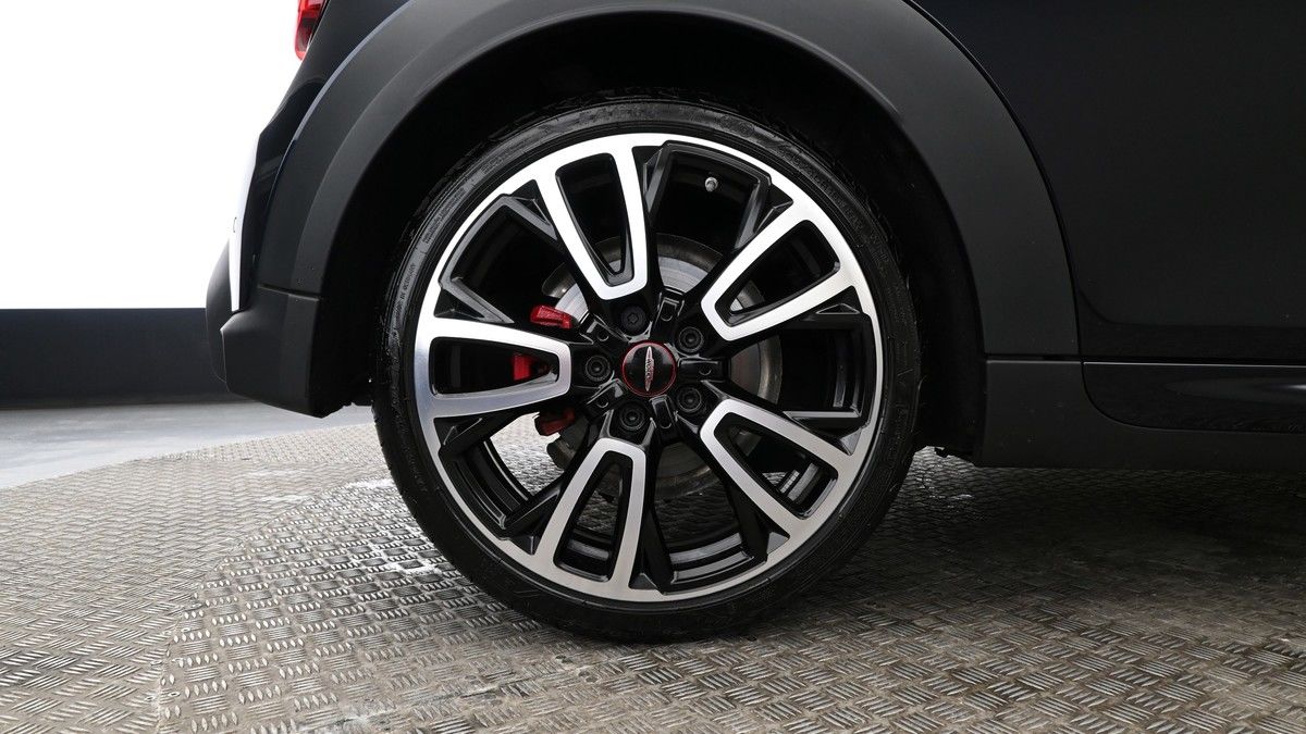 MINI Hatch Image 8