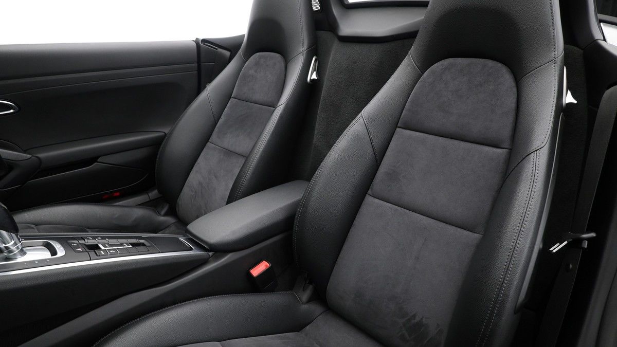 Porsche 718 Boxster Image 4