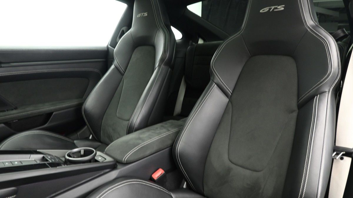 Porsche 911 Image 3