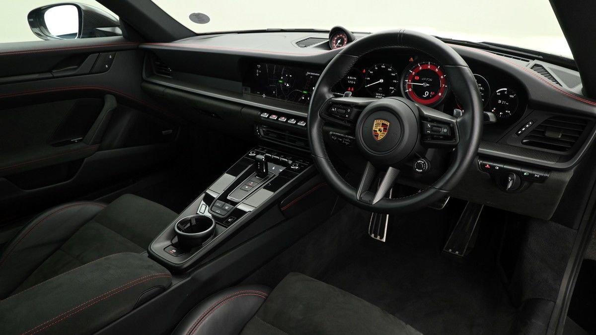 Porsche 911 Image 3
