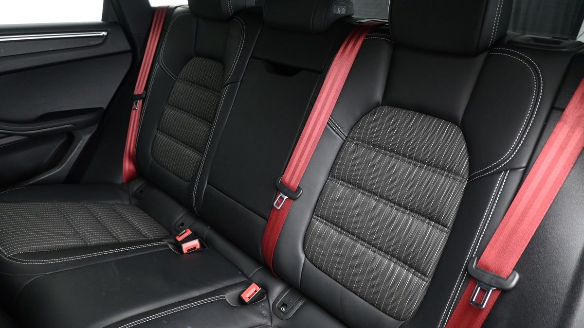 Porsche Macan Image 5