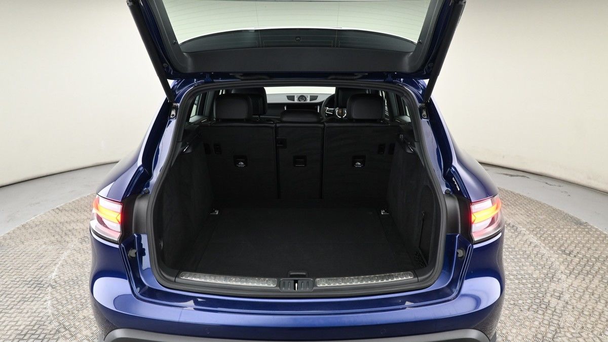 Porsche Macan Image 9