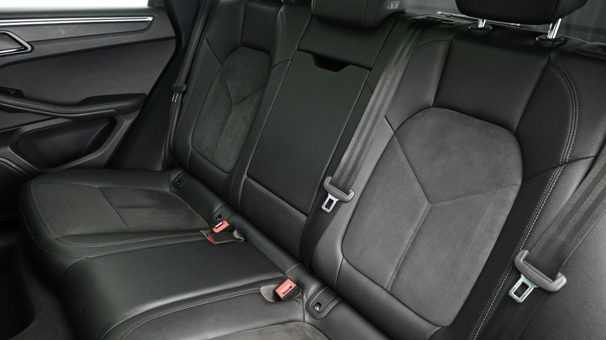 Porsche Macan Image 5