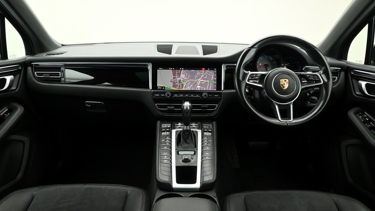 Porsche Macan Image 14