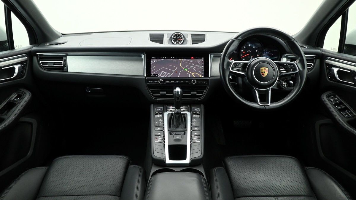Porsche Macan Image 13
