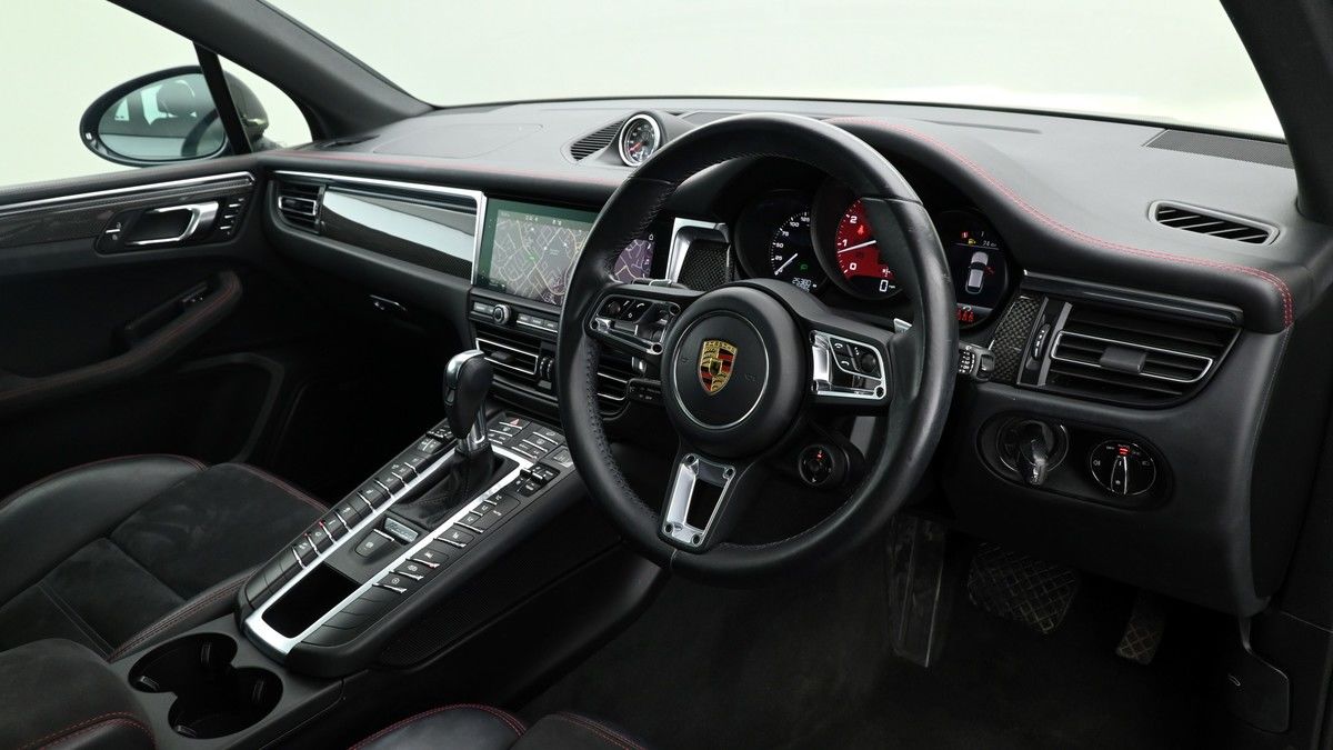 Porsche Macan Image 3