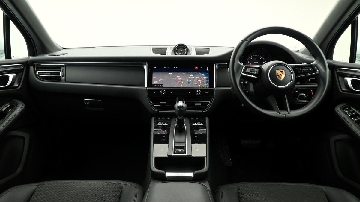 Porsche Macan Image 13