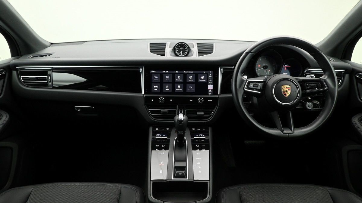 Porsche Macan Image 14