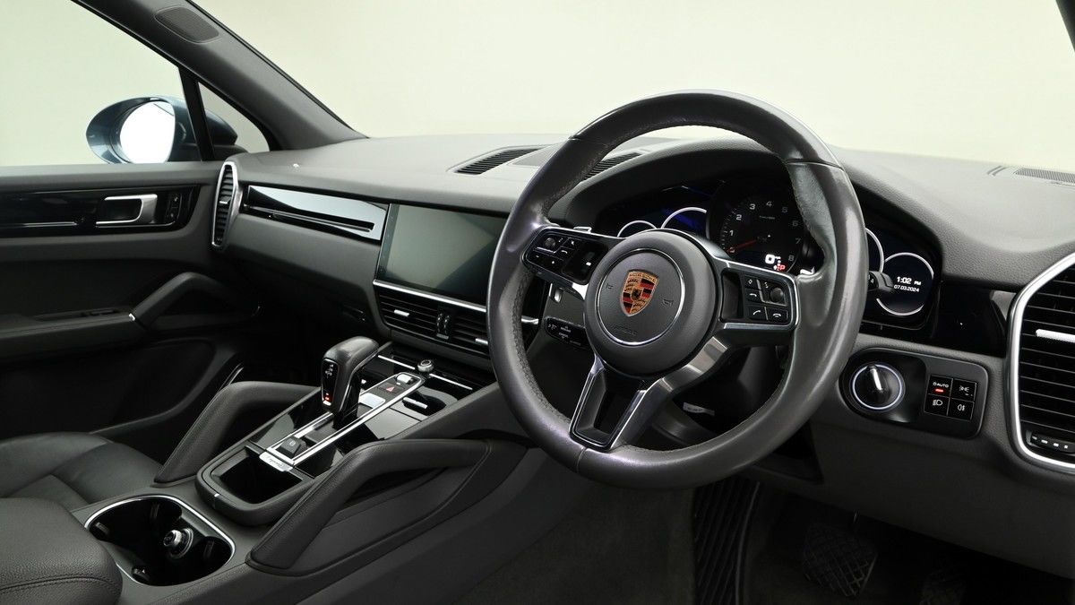 More views of Porsche Cayenne
