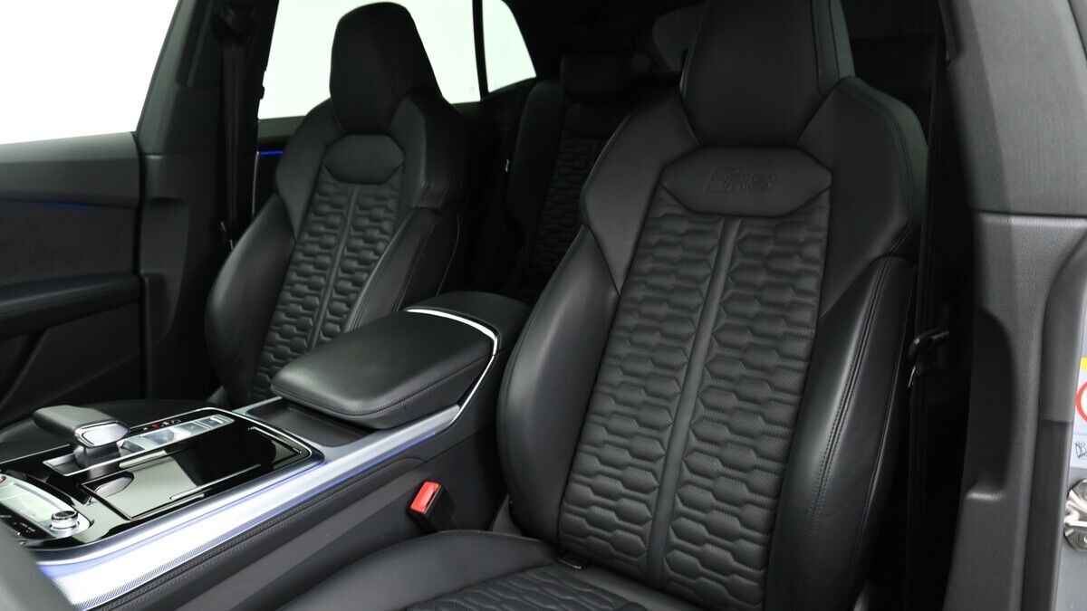 Audi RSQ8 Audi RSQ8 Image