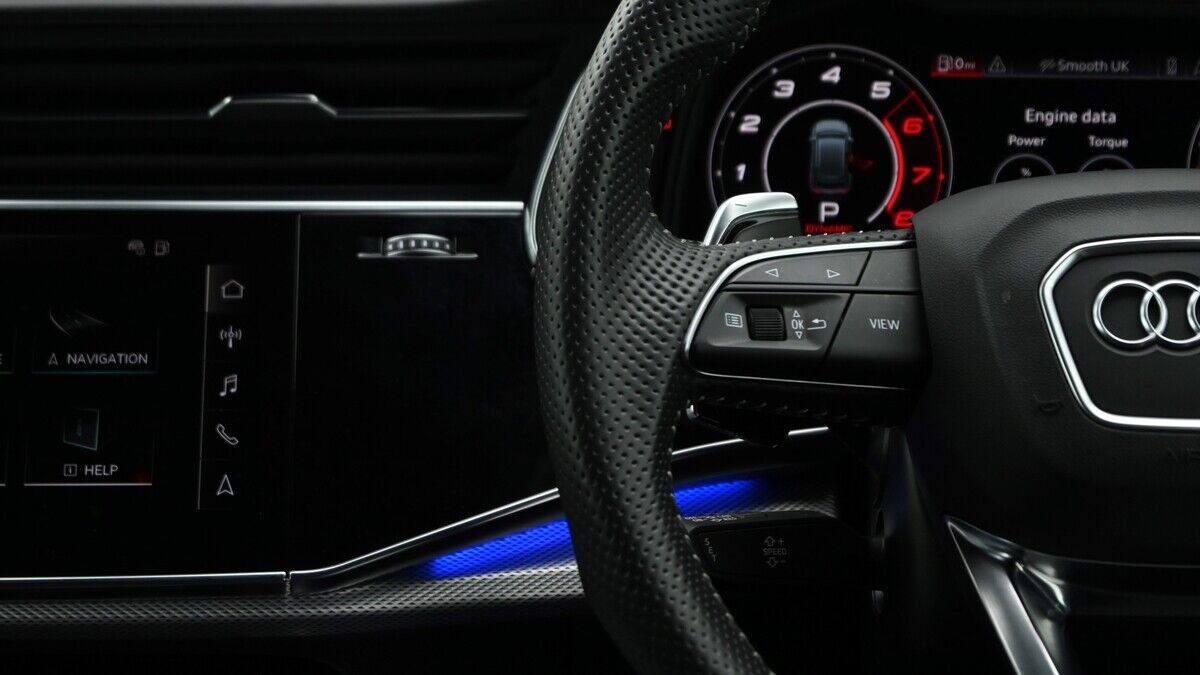 More views of Audi RSQ8