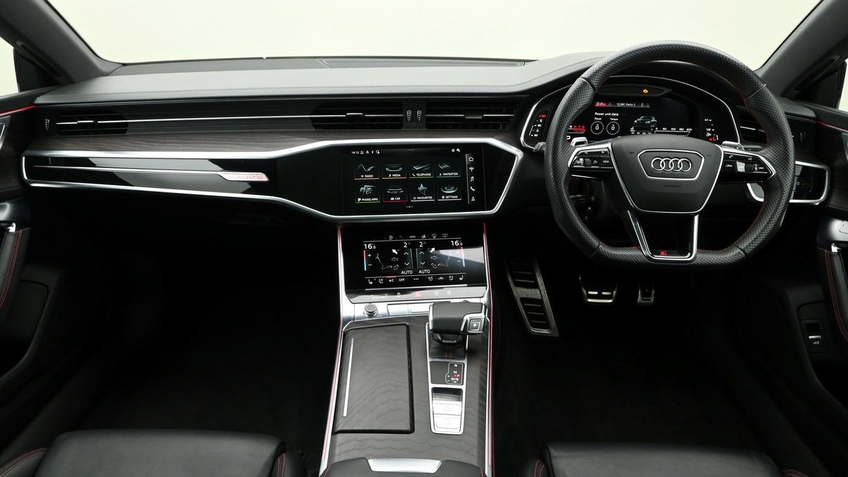 Audi RS7 Image 14