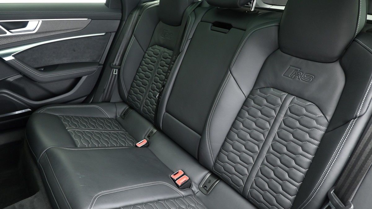 Audi RS6 Avant Image 5