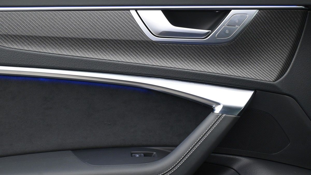 Audi RS6 Avant Image 13