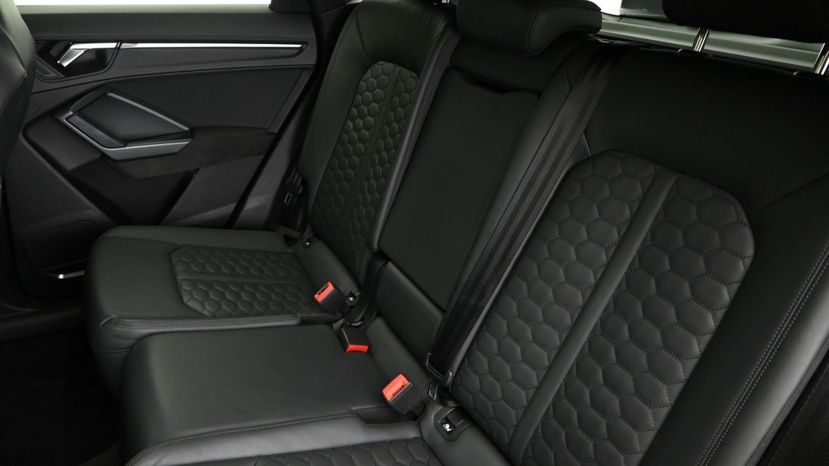 Audi RS Q3 Image 5