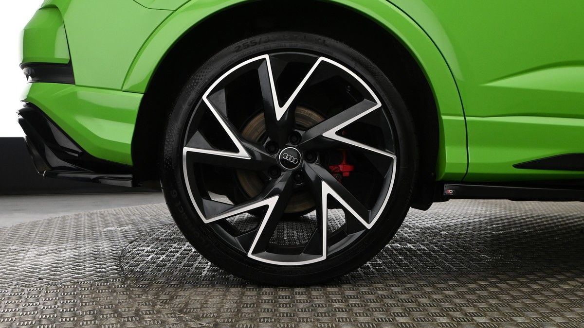 Audi RS Q3 Image 9