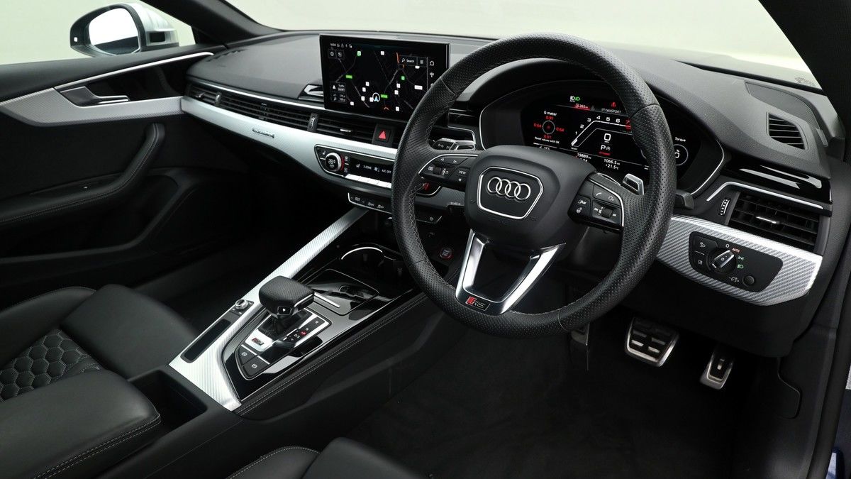 Audi RS5 Image 2