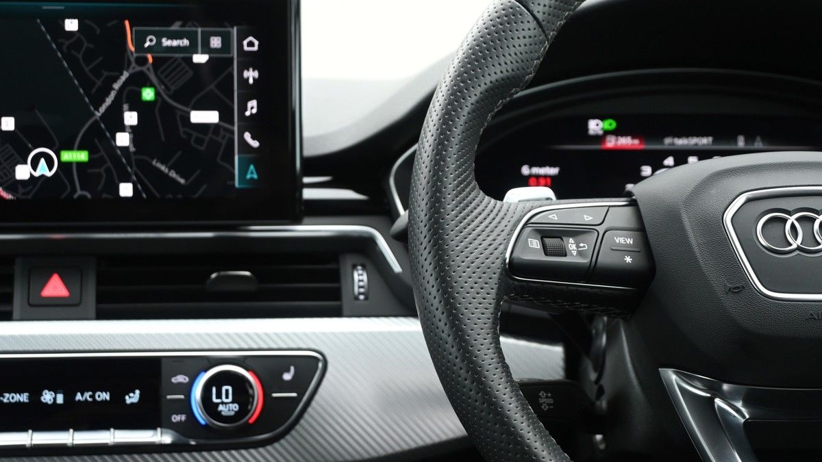Audi RS5 Image 14