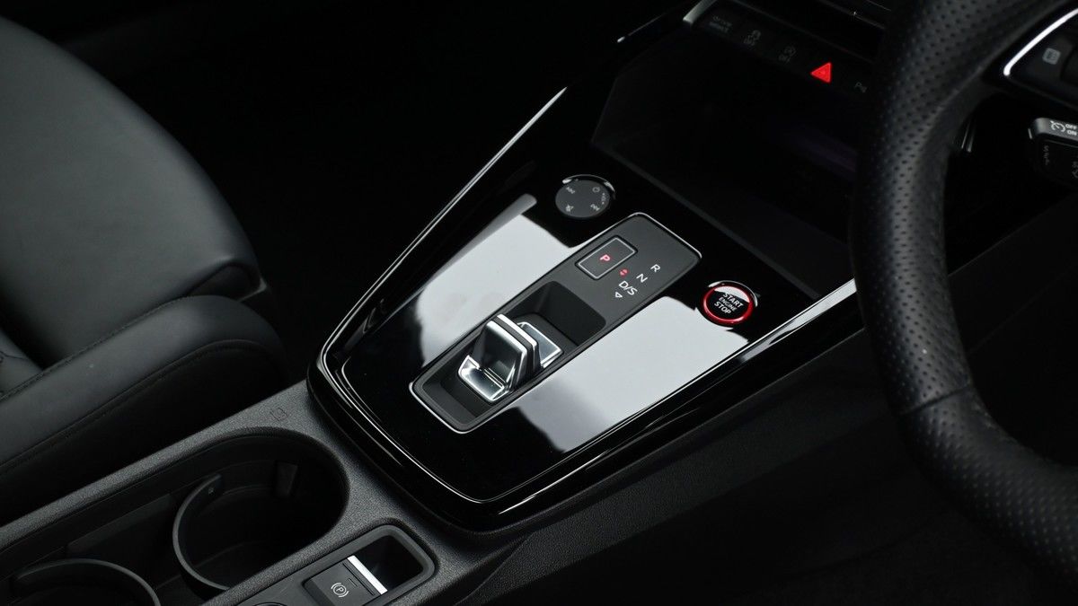 Audi RS3 Image 2