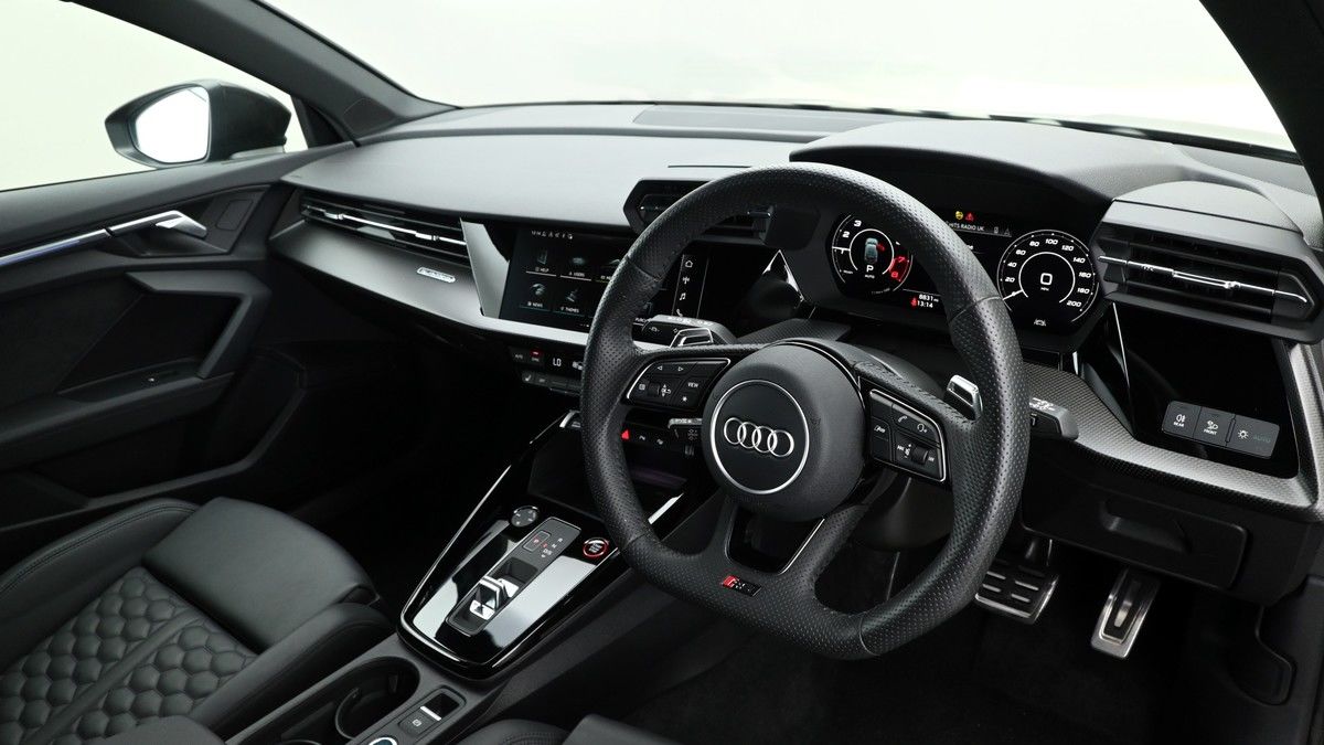 Audi RS3 Image 3