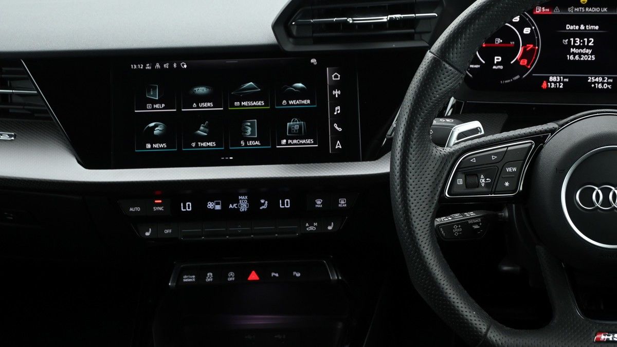 Audi RS3 Image 15