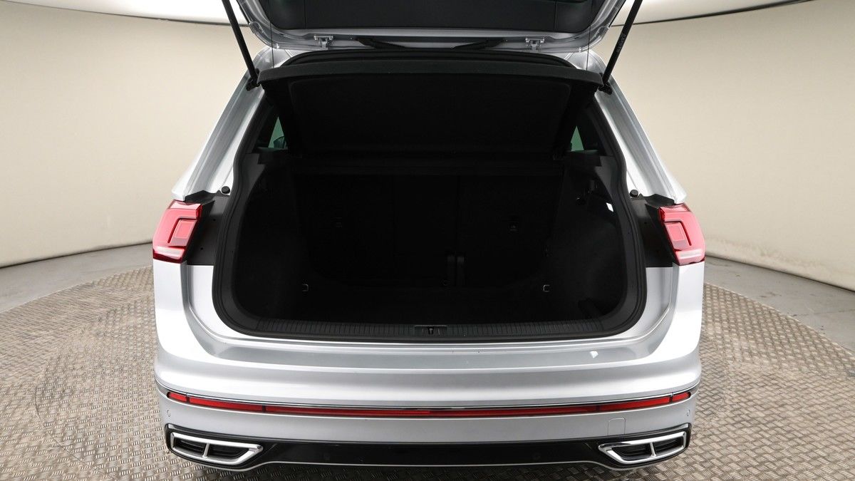 Volkswagen Tiguan Image 2