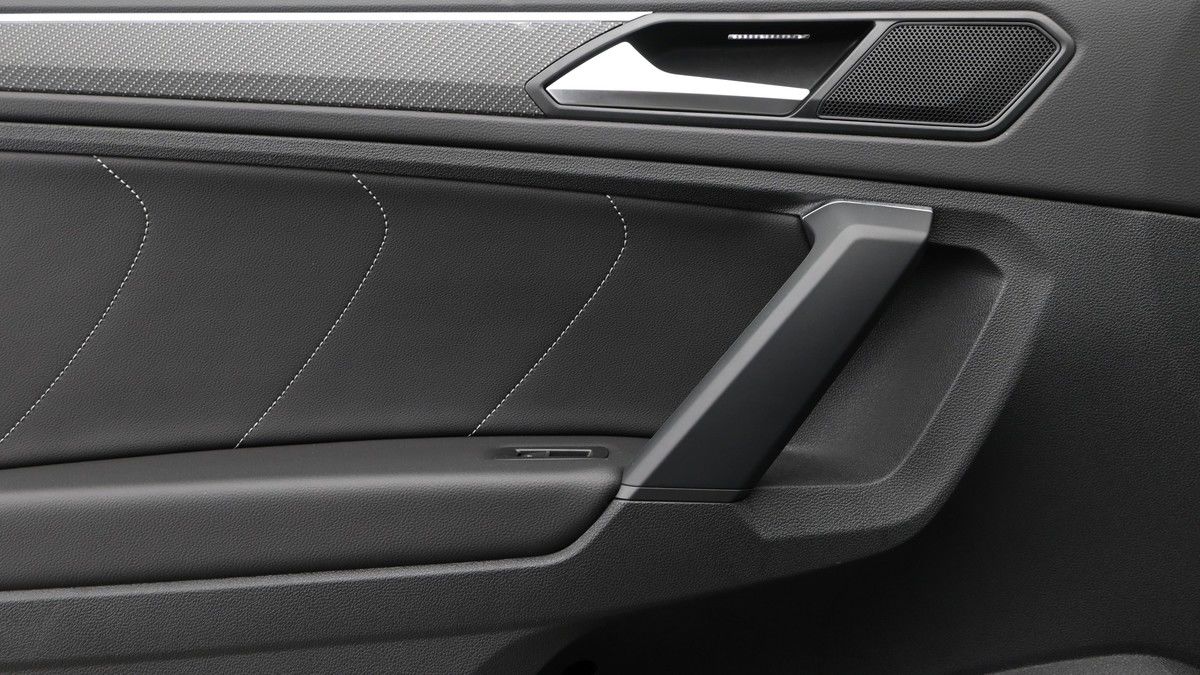 Volkswagen Tiguan Image 13