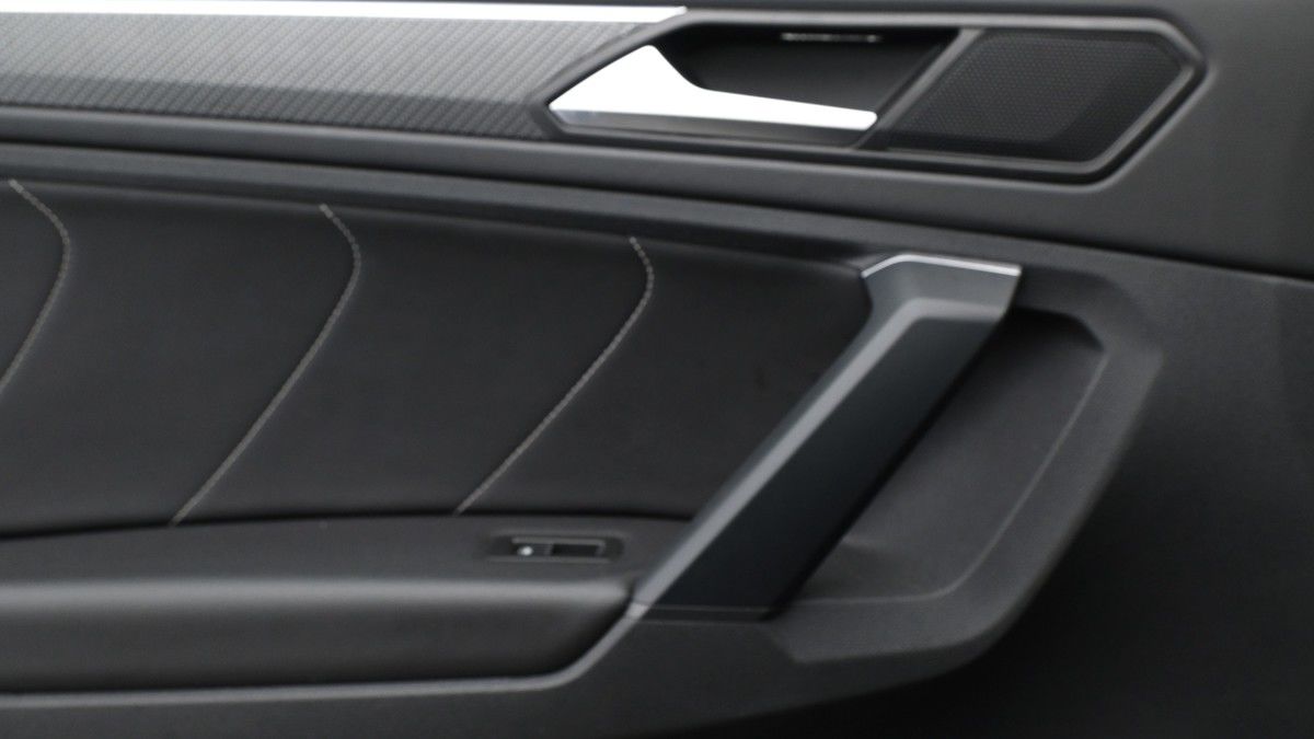 Volkswagen Tiguan Image 13