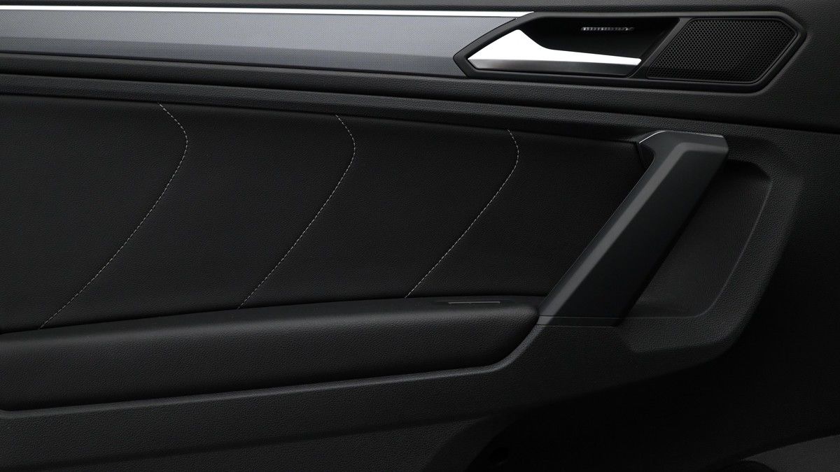 Volkswagen Tiguan Image 13