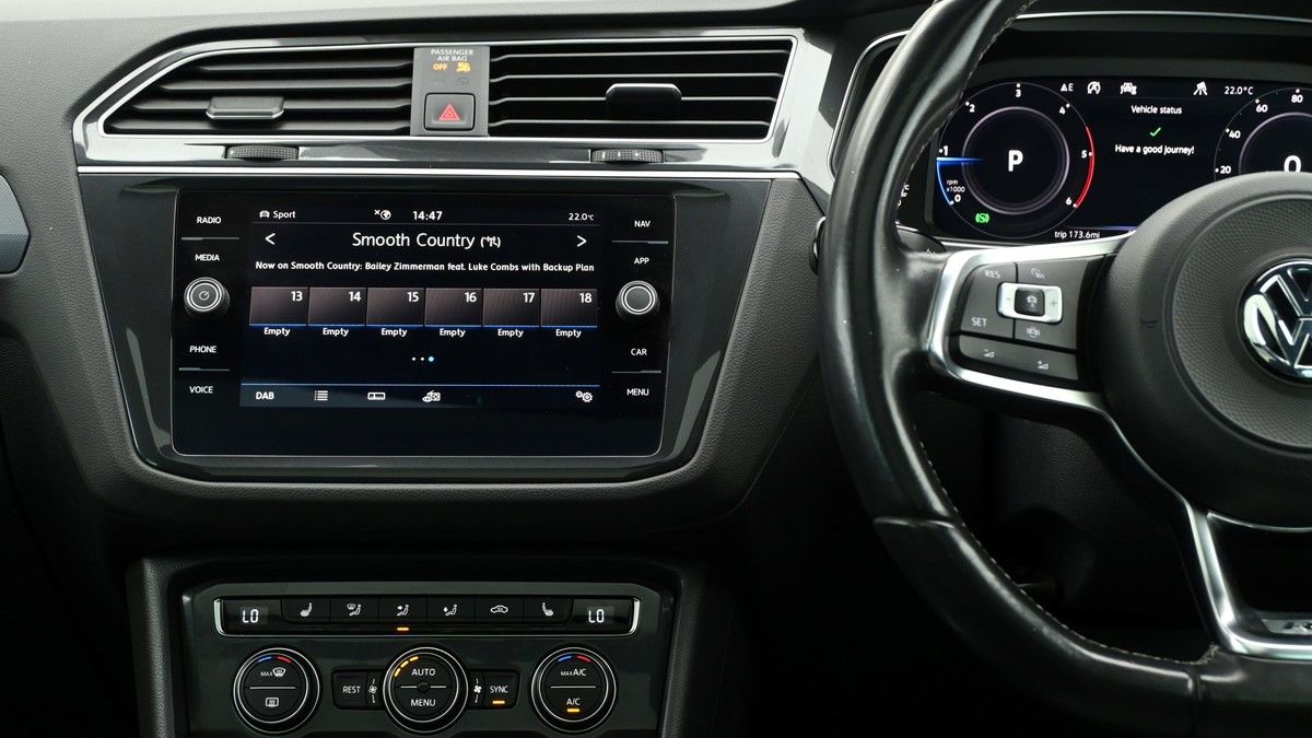 Volkswagen Tiguan Image 15