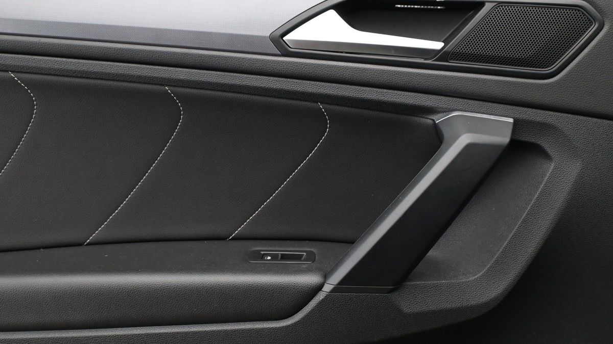 Volkswagen Tiguan Image 13