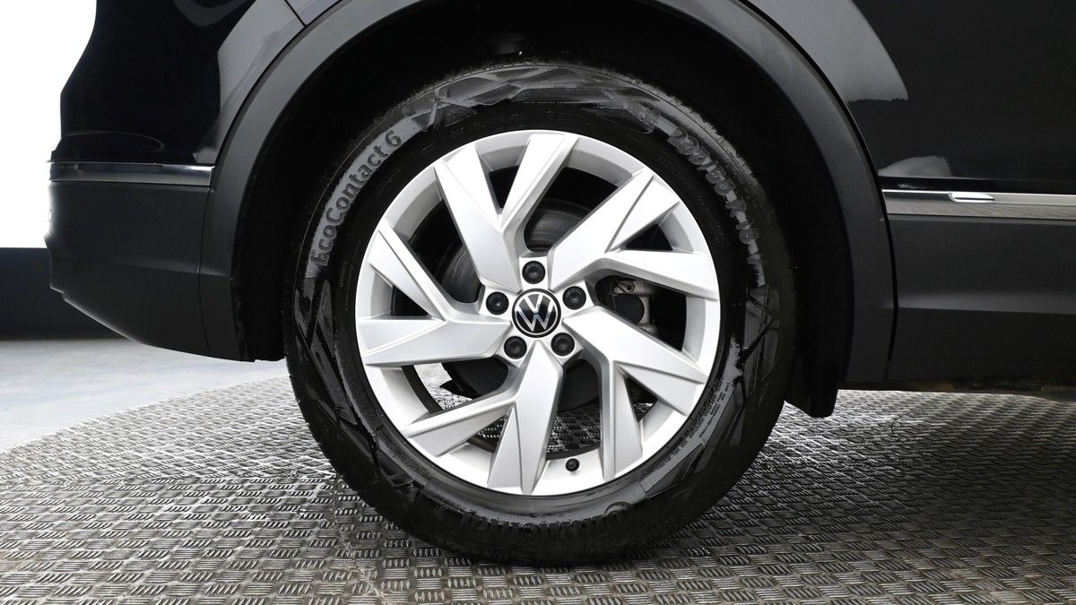 Volkswagen Tiguan Image 9