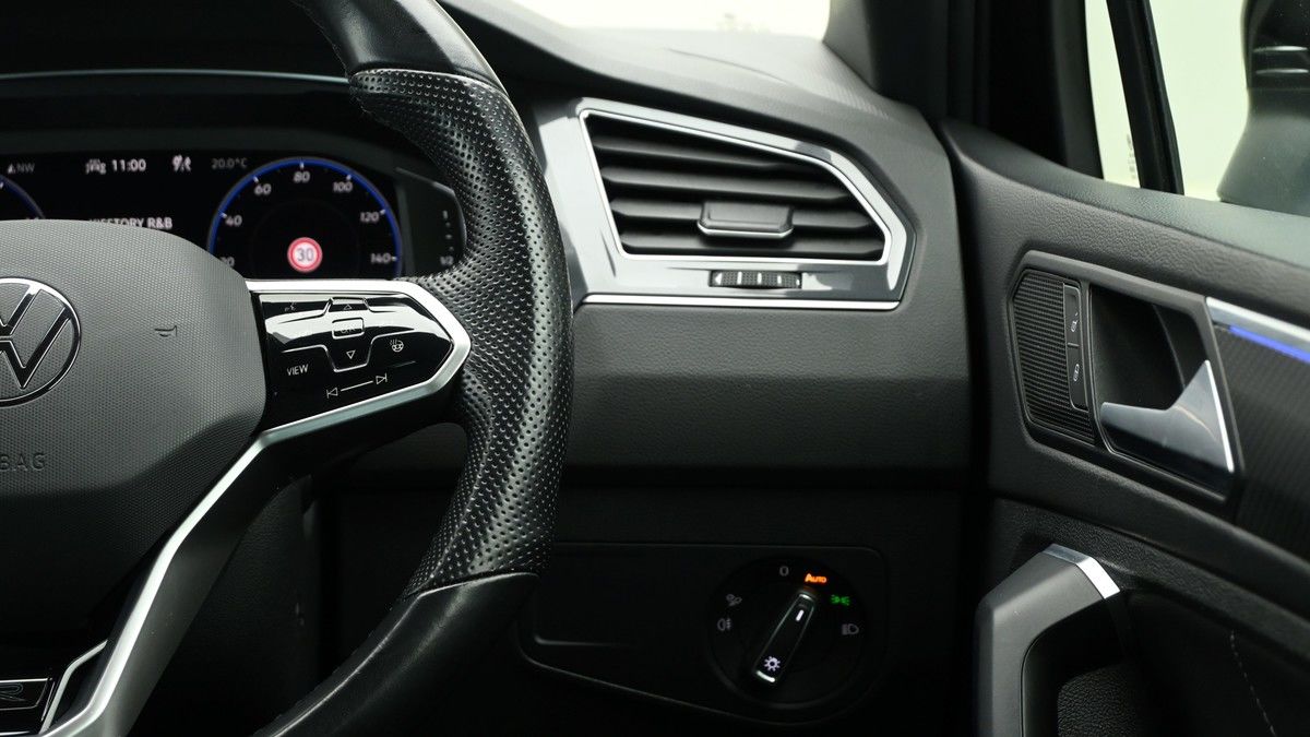 Volkswagen Tiguan Image 16