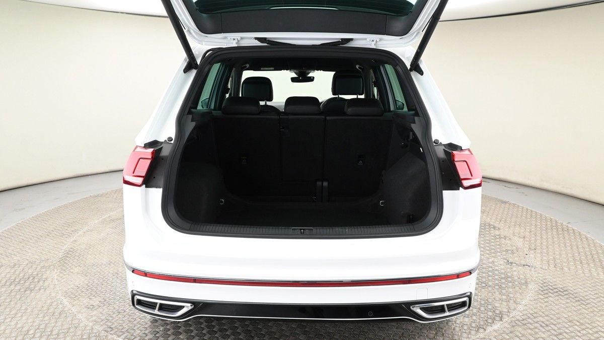 Volkswagen Tiguan Image 10