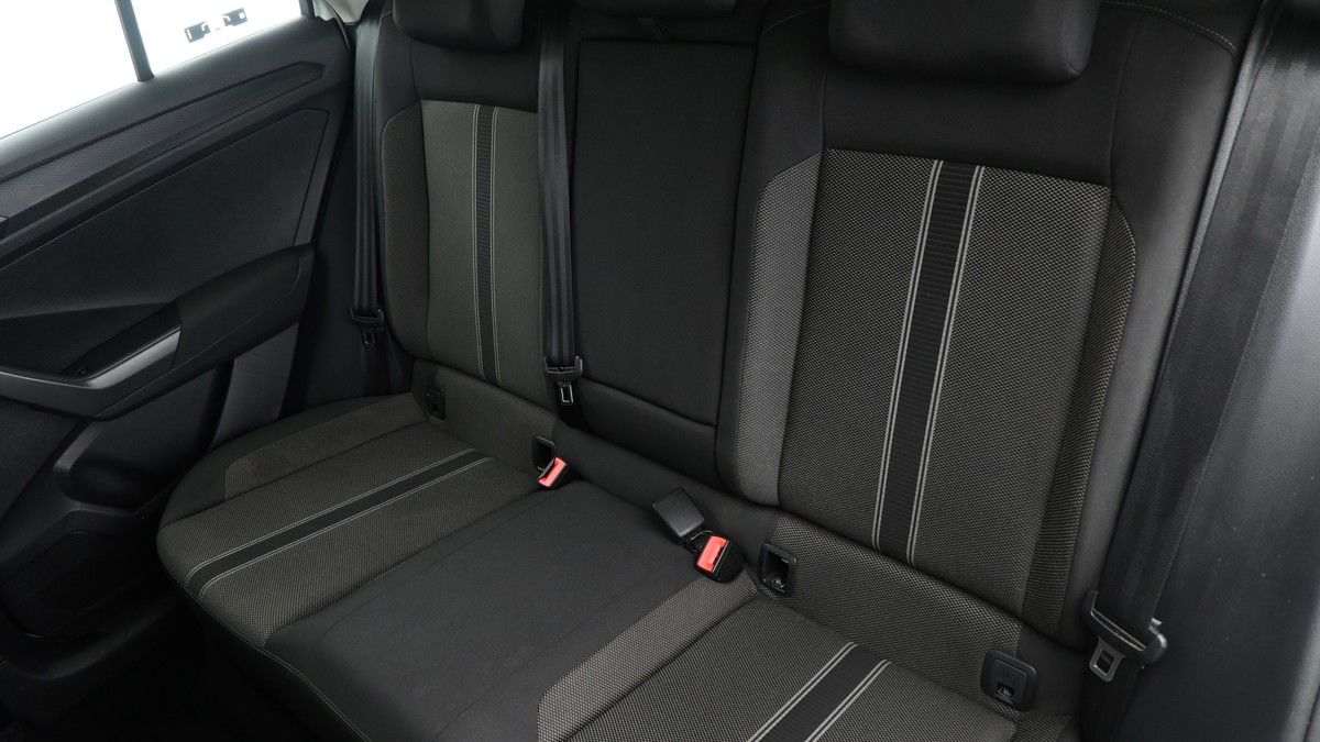Volkswagen T-Roc Image 4