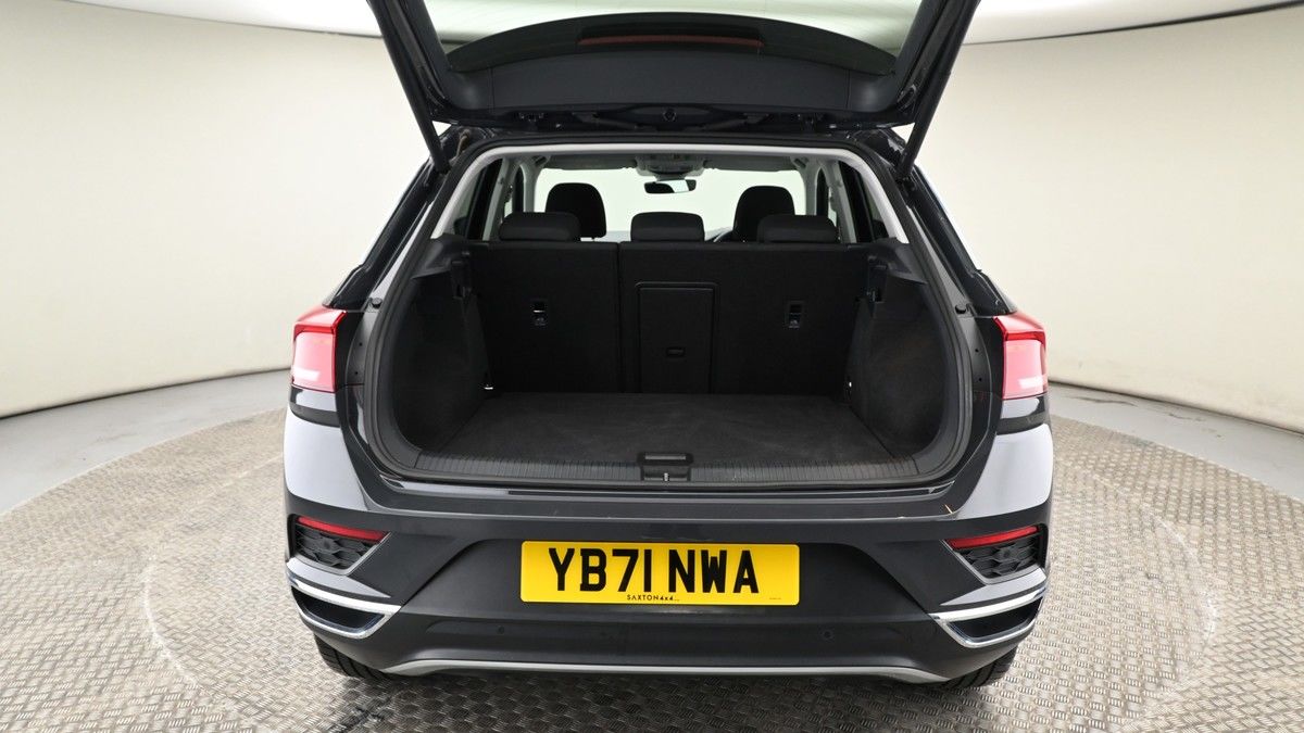 Volkswagen T-Roc Image 10