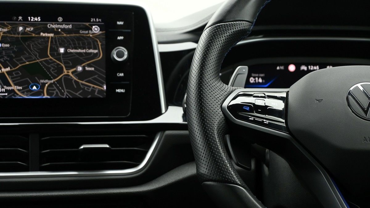 Volkswagen T-Roc Image 14