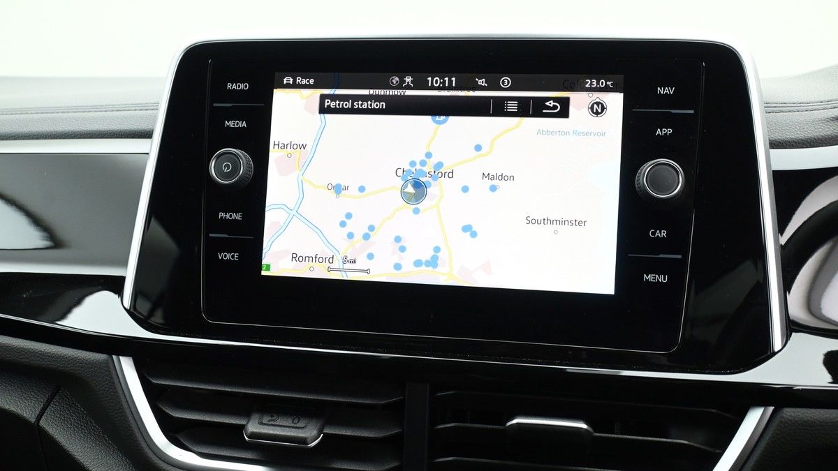 Volkswagen T-Roc Image 11