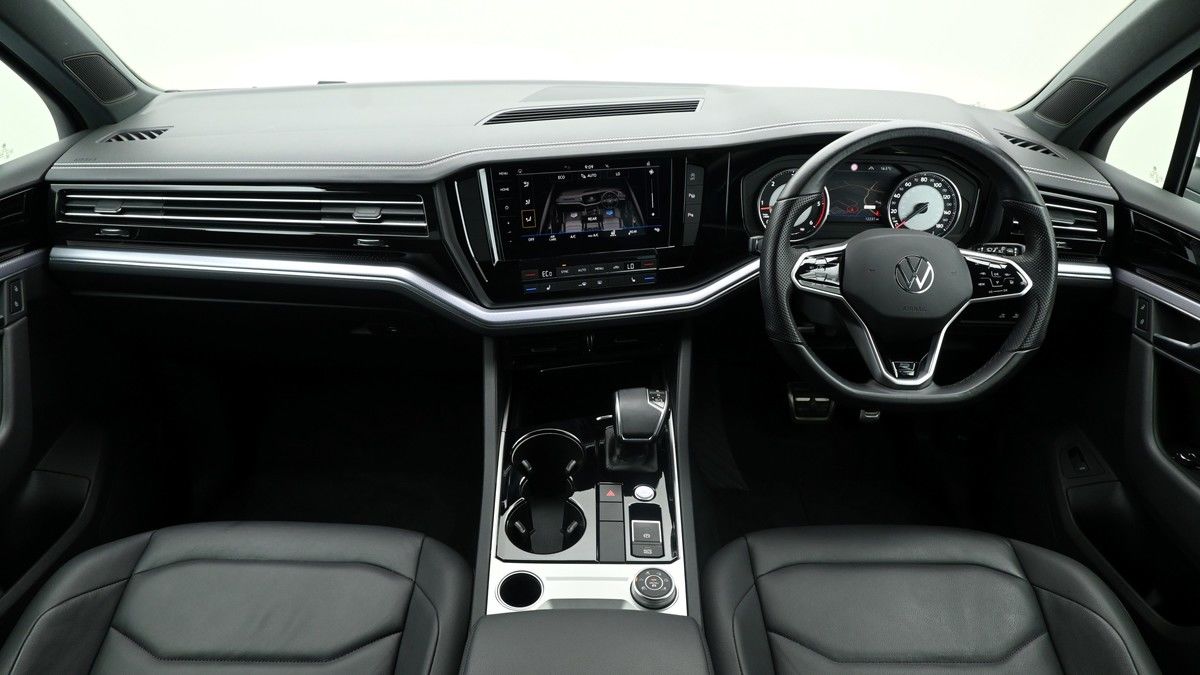 Volkswagen Touareg Image 14