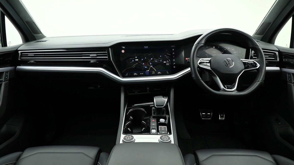 Volkswagen Touareg Image 14