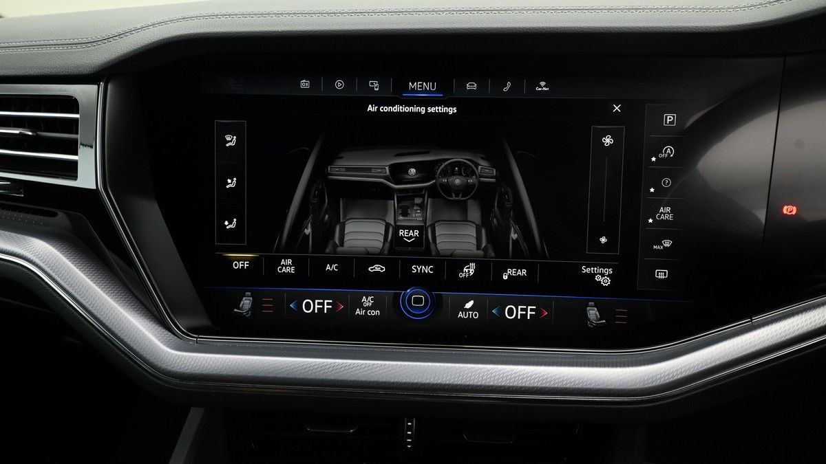 Volkswagen Touareg Image 12