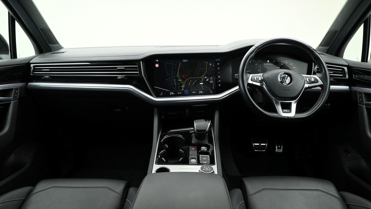 Volkswagen Touareg Image 13
