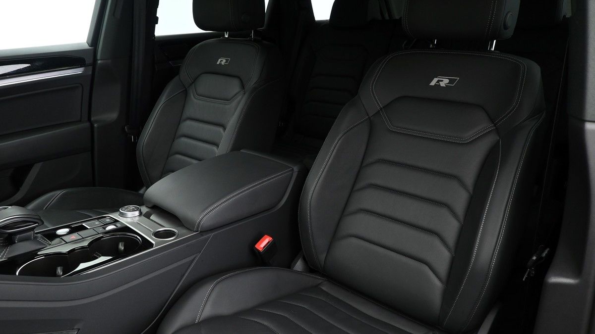 Volkswagen Touareg Image 3