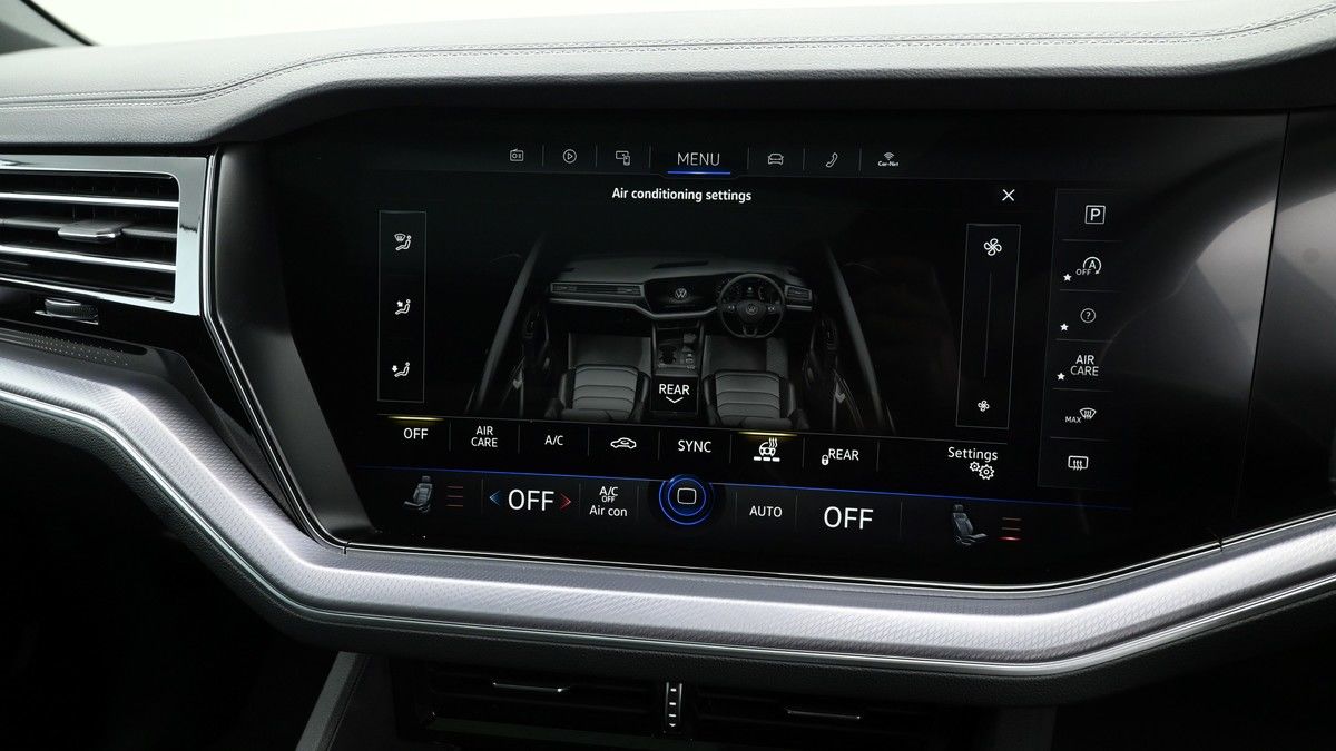 Volkswagen Touareg Image 12