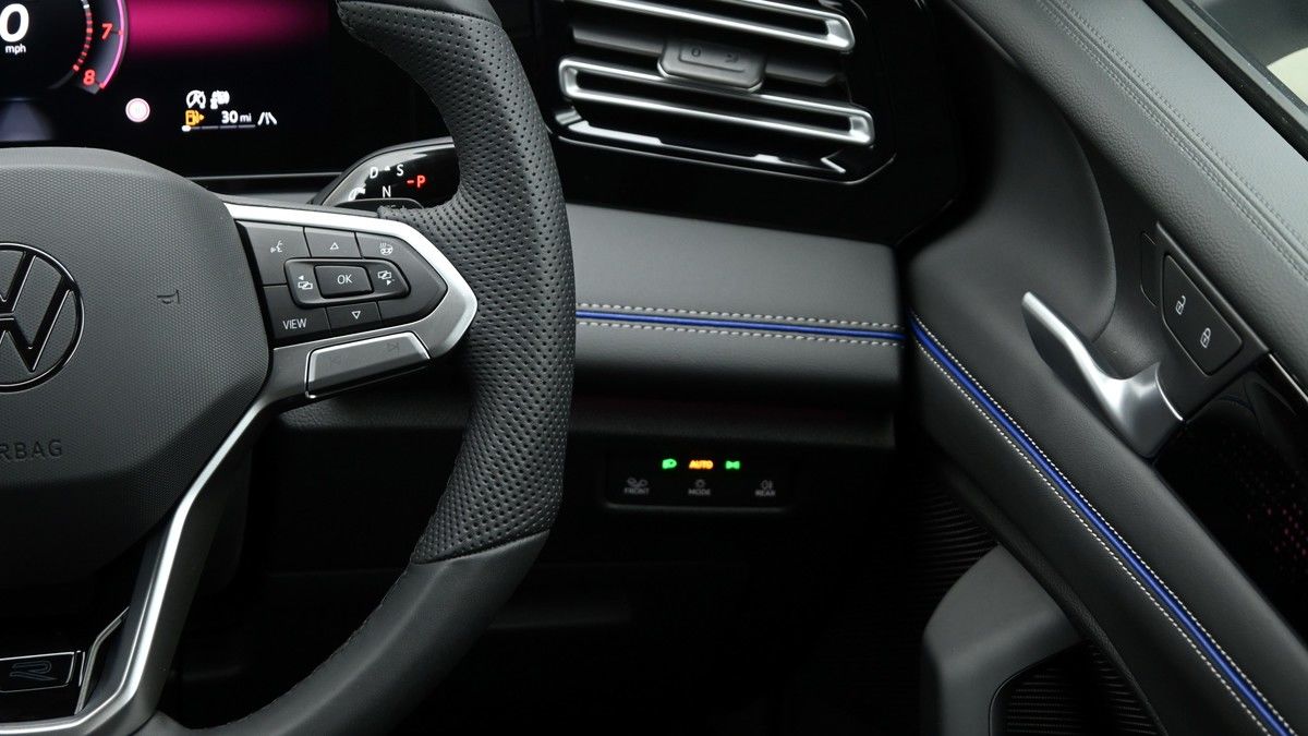 Volkswagen Tiguan Image 16